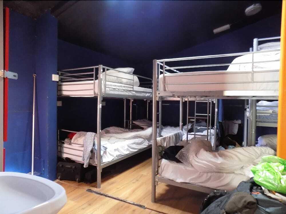 The Phoenix Hostel Paddington London Exterior photo